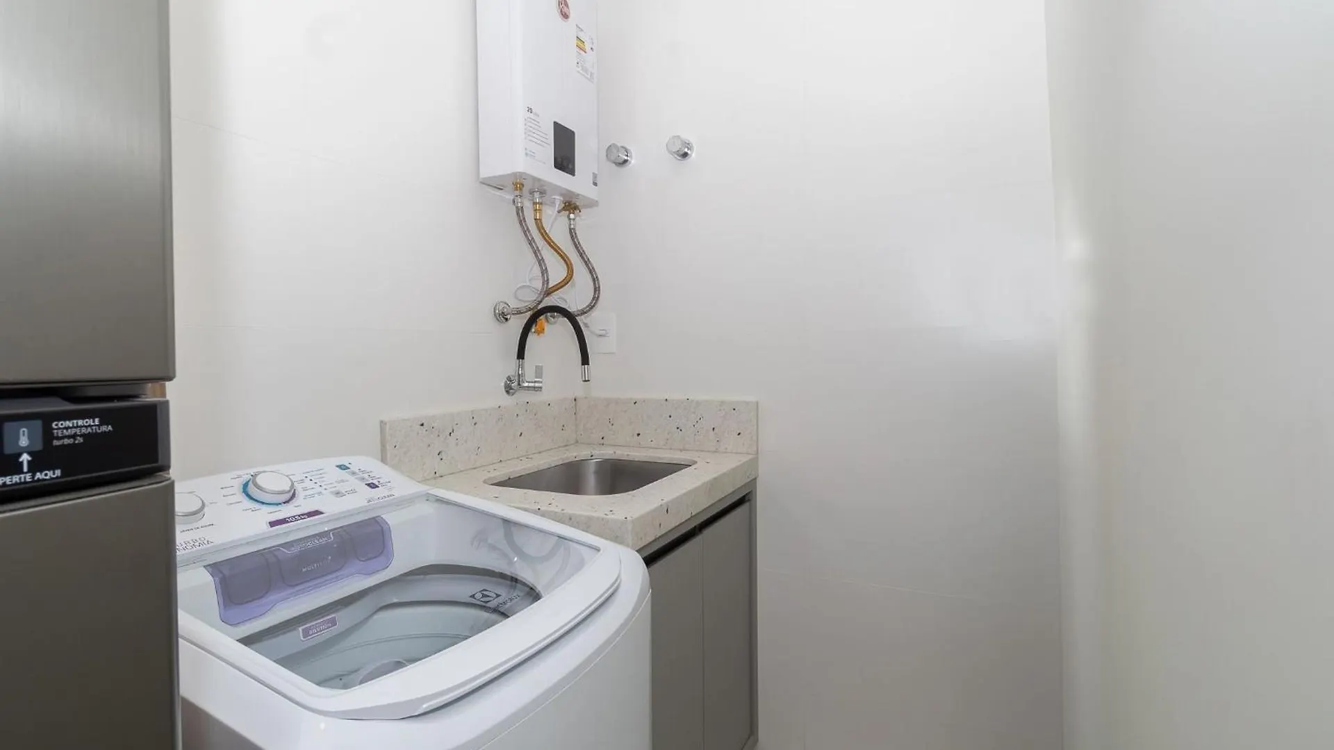 635 Lindo Apartamento Localizado Na Praia De Bombas Bombinhas Appartement